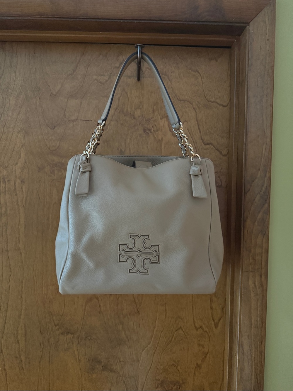 Tory Burch Harper Tote Pebbled Leather Shoulder Bag in Taupe